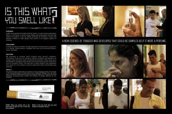 Una acción que muestra a los fumadores el desagradable olor que desprenden