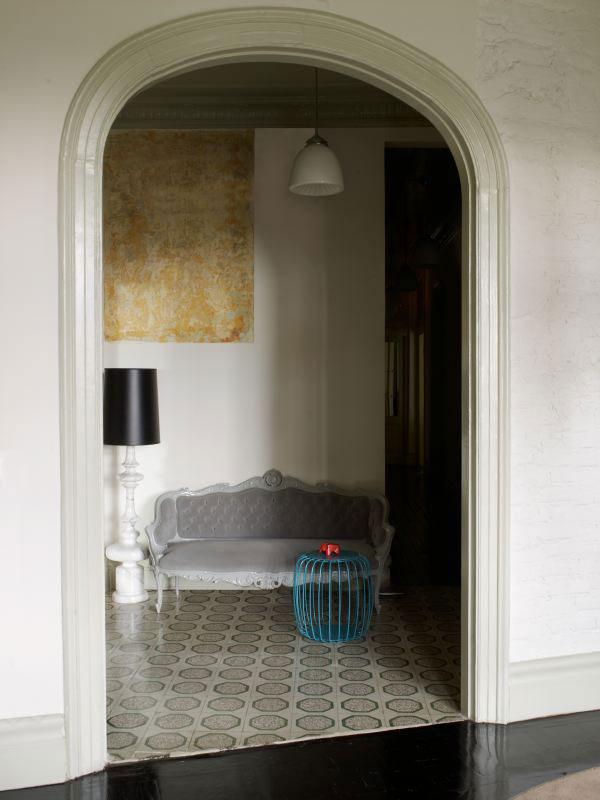 Una magnífica casa, con destellos dorados, en Estambul