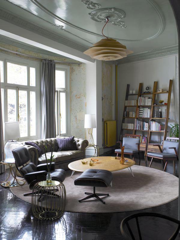 Una magnífica casa, con destellos dorados, en Estambul