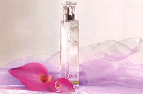 IR, el nuevo perfume de Ivonne Reyes