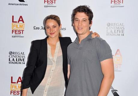 Shailene y Miles en la premiere de 