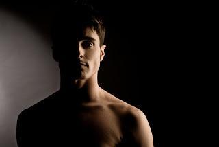 ENTREVISTA: AARON COBOS (BAILARIN-ACTOR-COREOGRAFO)