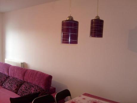 PINTANDO LA PARED DE CASA CON SERVICAT PINTANDO LA PARED DE CASA CON SERVICAT