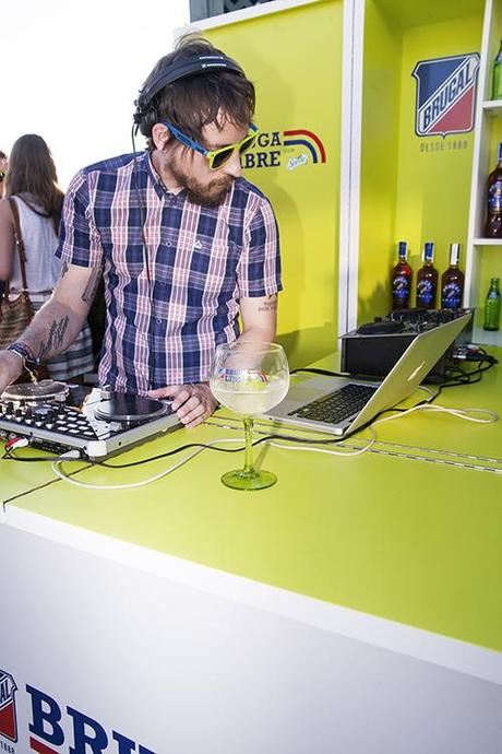 Damos entrada al verano con Ron Brugal y su Brugalibre en la #poolparty