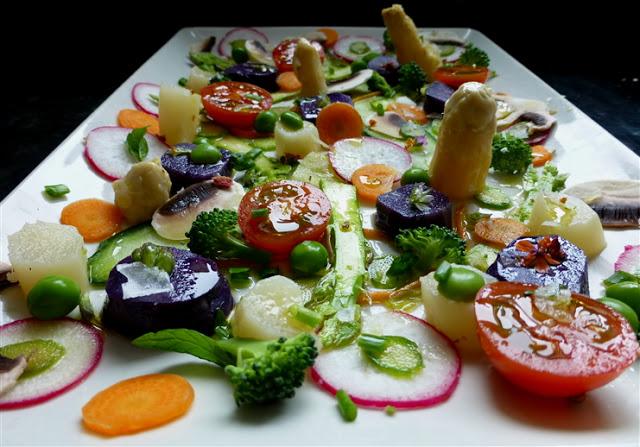 Mijo al Nero di Sepia con Sepia Y Ensalada de Esparragos y más