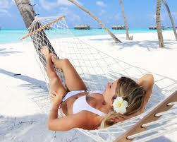 La cosmética básica para tu destino de vacaciones