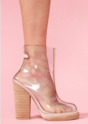 #ElHorror: Zapatos transparentes