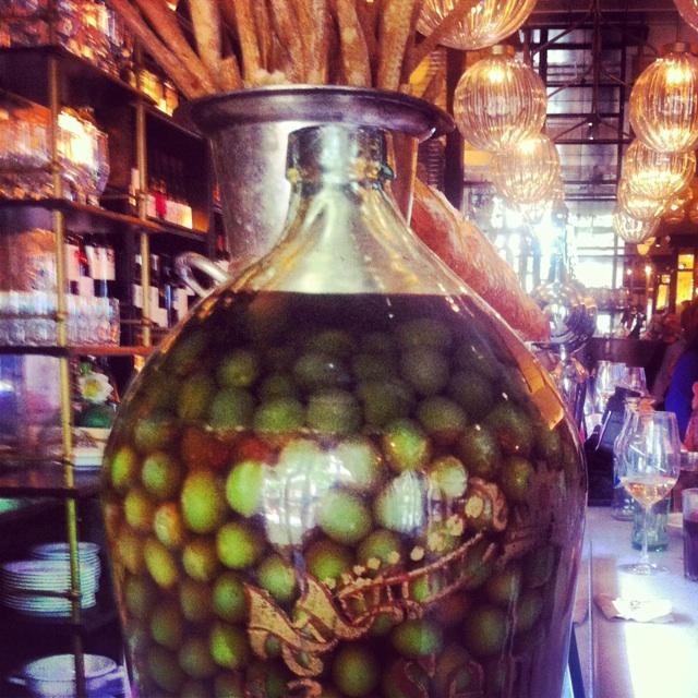 aceitunas barra tapas toto