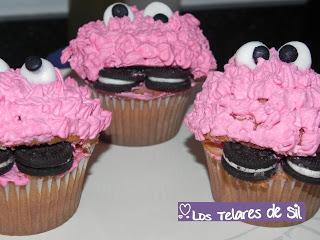 CUPCAKE MONSTRUO DE LAS GALLETAS CON NATA VEGETAL