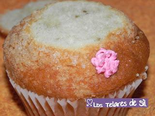 CUPCAKE MONSTRUO DE LAS GALLETAS CON NATA VEGETAL