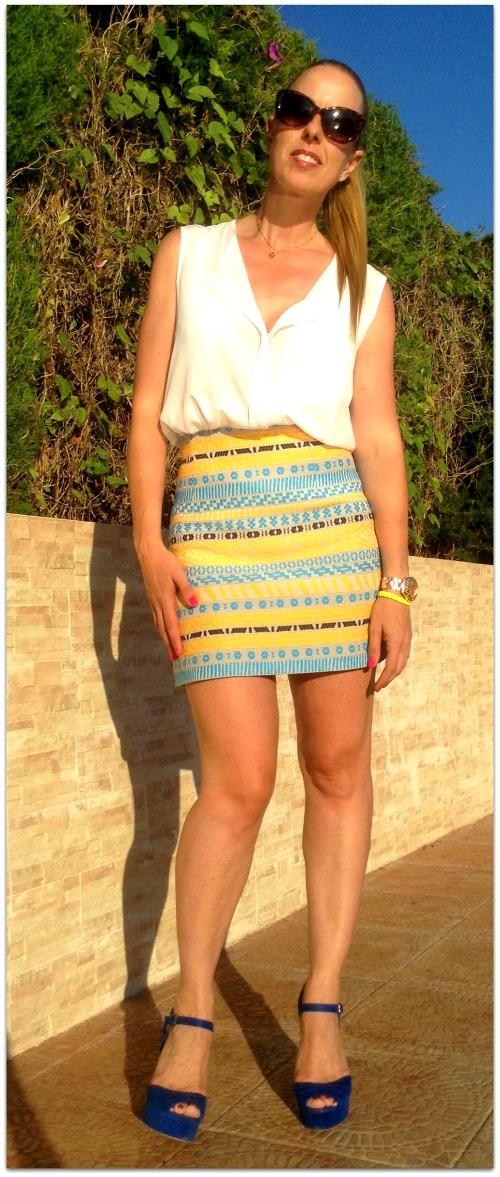 Yellow, Blue, White in my Skirt