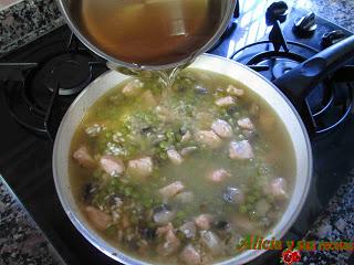 RISOTTO CON SALMÓN Y GUISANTES