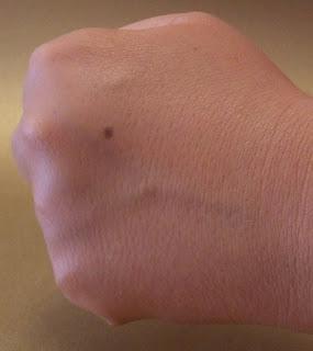 Es verano en “Cosmética en Acción” – las propuestas de DEBORAH MILANO para el verano de 2013