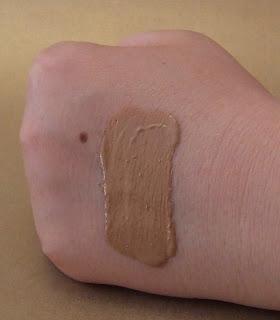 Es verano en “Cosmética en Acción” – las propuestas de DEBORAH MILANO para el verano de 2013