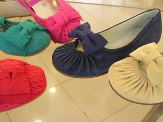 ZAPATOS CON LAZOS Y FELICIDADES A TATA Y LALA ZAPATOS CON LAZOS Y FELICIDADES A TATA Y LALA