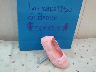 ZAPATOS CON LAZOS Y FELICIDADES A TATA Y LALA ZAPATOS CON LAZOS Y FELICIDADES A TATA Y LALA