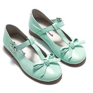 ZAPATOS CON LAZOS Y FELICIDADES A TATA Y LALA ZAPATOS CON LAZOS Y FELICIDADES A TATA Y LALA