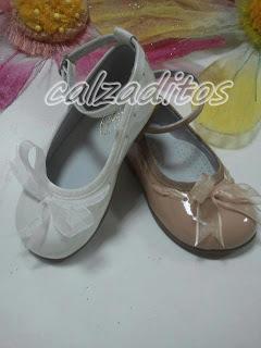 ZAPATOS CON LAZOS Y FELICIDADES A TATA Y LALA ZAPATOS CON LAZOS Y FELICIDADES A TATA Y LALA