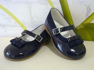 ZAPATOS CON LAZOS Y FELICIDADES A TATA Y LALA ZAPATOS CON LAZOS Y FELICIDADES A TATA Y LALA