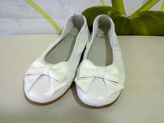 ZAPATOS CON LAZOS Y FELICIDADES A TATA Y LALA ZAPATOS CON LAZOS Y FELICIDADES A TATA Y LALA