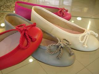 ZAPATOS CON LAZOS Y FELICIDADES A TATA Y LALA ZAPATOS CON LAZOS Y FELICIDADES A TATA Y LALA