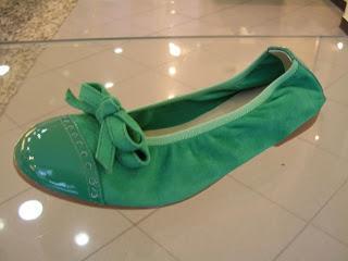 ZAPATOS CON LAZOS Y FELICIDADES A TATA Y LALA ZAPATOS CON LAZOS Y FELICIDADES A TATA Y LALA