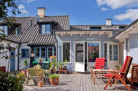 UNA CASA A TODO COLOR