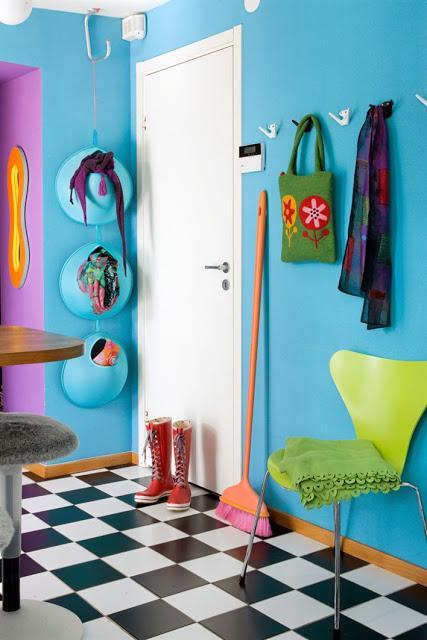 UNA CASA A TODO COLOR