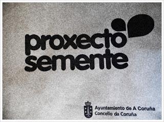 Unos jóvenes artesanos