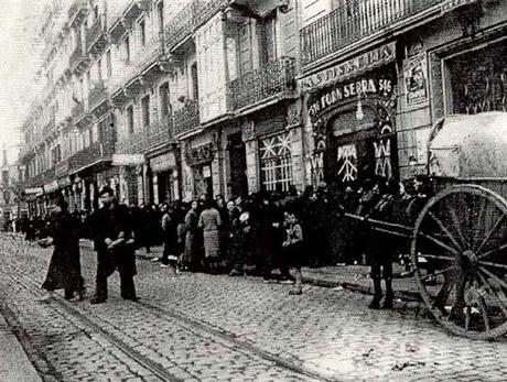 LA NIT DE SANT JOAN...REVETTLLA, CAVA,  Y LA MILLOR COCA DE BARCELONA... 21-06-2013...