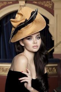 Un sombrero para cada una.