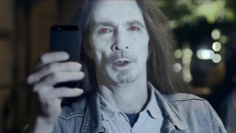 nokia-iphone-zombies-comercial