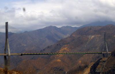 DENUNCIAN EJIDATARIOS ILEGALIDAD DE SCT EN CONSTRUCCIÓN DE LA VÍA MAZATLÁN-DURANGO