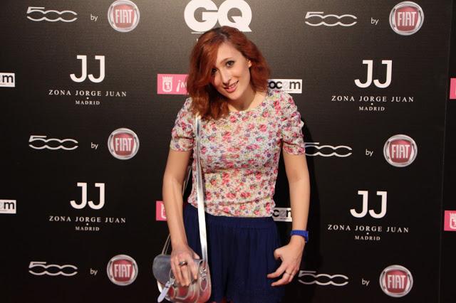 Floral + blue: Keep it short ♦ Outfit