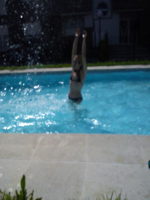 SOL Y PISCINA POR FÍN!