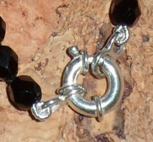 Joyas de Cabaret, Collar de Ónix Negro en Joyería de Plata reasa marinera con anillas en plata de ley