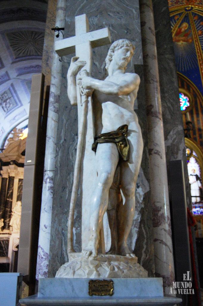 Statua del Redentore.  Michelangelo