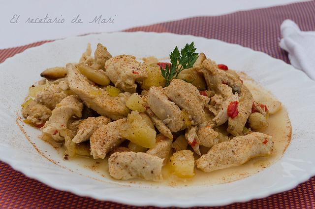 pollo salteado con piña (2)