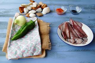 CALAMARES RELLENOS O TXIPIRONES EN SU TINTA - RETO TÍA ALIA JUNIO 2013