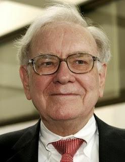La increíble sencillez del supermillonario Warren Buffet, EL DUEÑO DE WALMART, 82 años