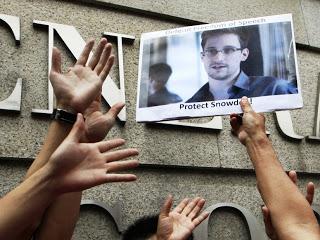 Snowden no viajó a La Habana y Estados Unidos presiona a Rusia para lograr su extradición