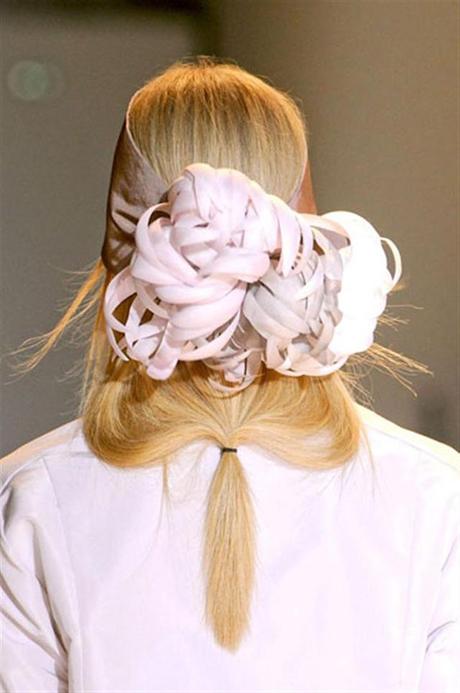 Some of the greatest hair updos seen on fashion shows - Spring/Summer 2013