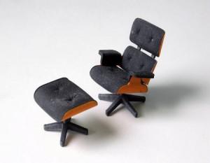 La famosa Eames Chair en miniatura