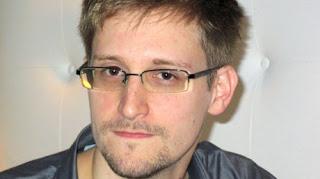 Putin dice que Snowden se encuentra en sala de tránsito en aeropuerto de Moscú