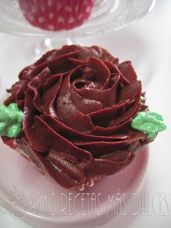 CUPCAKES DE FLORES DE BUTTERCREAM