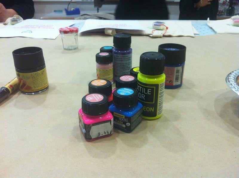 kilika hecho a mano estampación textil