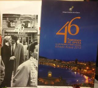 Un Momus colorista y sesentero