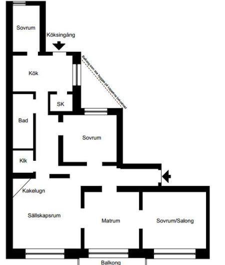 silla stokke cocina blanca nevera smeg mesa de madera blanca con sillas de aires victorianos espejo dorado de formas barrocas decoración suelo de roble espigado decoración paredes blancas empapeladas con motivos florales decoración madura blanco elegante decoración infantil alfombra hay decoración en blanco decoración elegante decoración diseño interiores nórdicos cocinas blancas modernas escandinavas blog decoración diseño nórdico 
