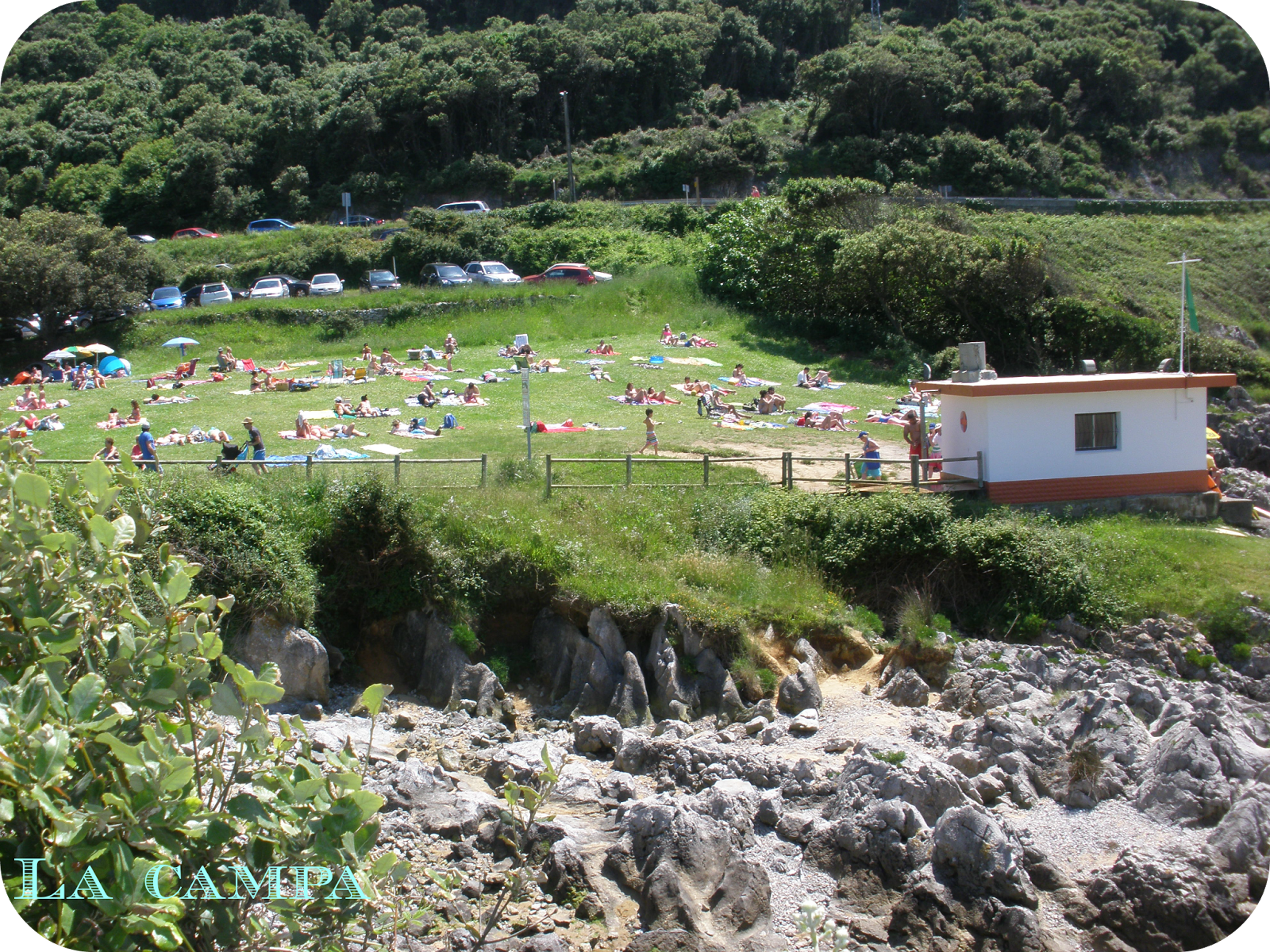 Día de playa en Islares