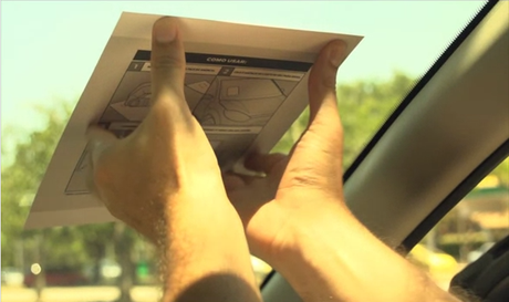 Ford crea el primer anuncio de revista que te paga los peajes